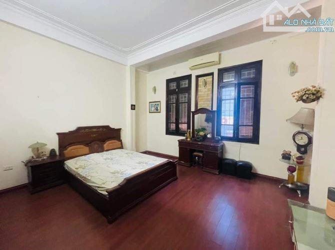 Nhà phố Huỳnh Thúc Kháng, Đống Đa, 52m2, 7 tầng Thang máy 16.5 tỷ, Kinh doanh, Ô tô tránh
