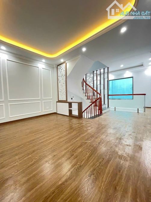 Bán nhà diện tích 35m² xây 5 tầng xây mới thuộc Lai Xá, Kim Chung, huyện Hoài Đức Gía 3,85 - 3