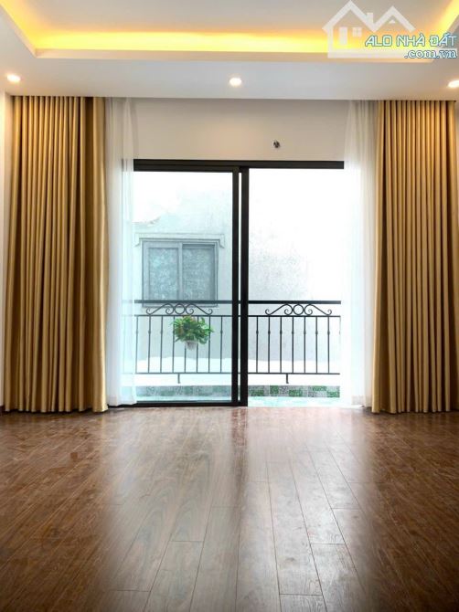 Bán nhà diện tích 35m² xây 5 tầng xây mới thuộc Lai Xá, Kim Chung, huyện Hoài Đức Gía 3,85 - 4