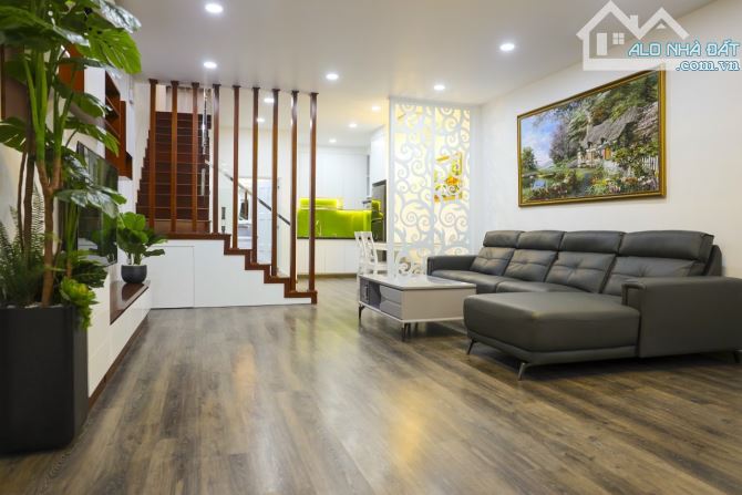 Giảm 2 Tỷ - Hẻm Xe Hơi Trần Văn Quang - 65M2 - 2 Tầng Nhà Mới Đẹp, Ở Ngay. - 7