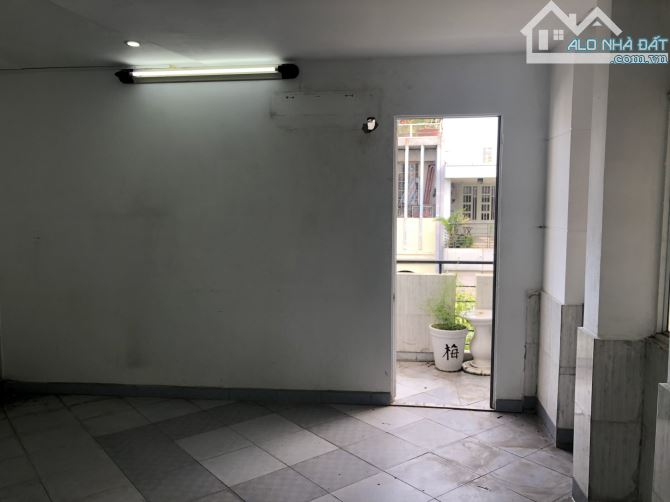BÁN NHÀ MẶT TIỀN ĐƯỜNG SỐ 9  KDC Himlam , phường 4 Quận 08 - 11