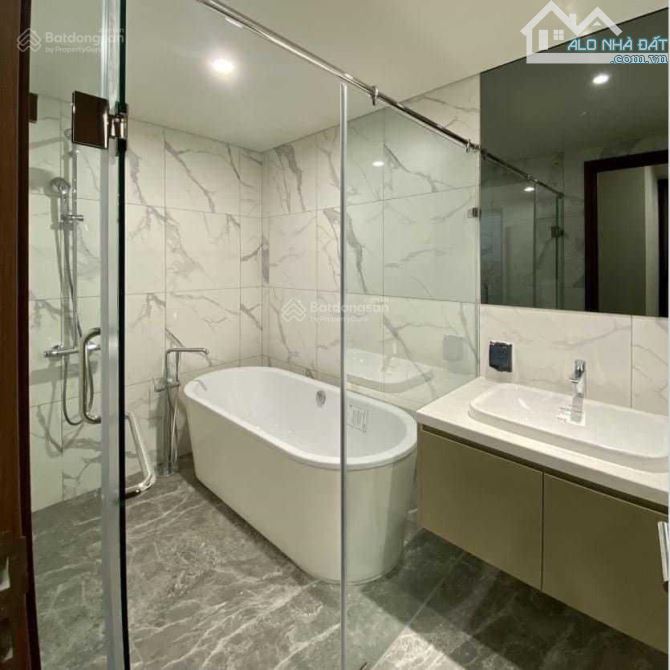 BQL tòa Hoàng Cầu Skyline 36 Hoàng Cầu cần cho thuê căn hộ 2-3PN từ 67m2-112m2, giá từ13tr - 5