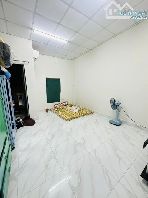 Hẻm Ô Tô 8m,NgayTrungTâm Phường  1,Đinh Tiên Hoàng Giáp Quận 1,55m2,2Tầng Nở Hậu,Nhỉnh 7Ty - 1