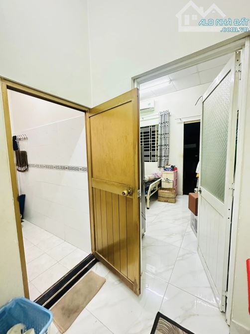 Hẻm Ô Tô 8m,NgayTrungTâm Phường  1,Đinh Tiên Hoàng Giáp Quận 1,55m2,2Tầng Nở Hậu,Nhỉnh 7Ty - 4