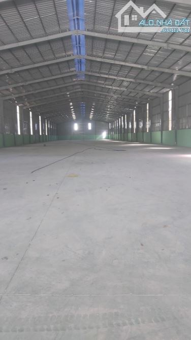 Cho thuê kho 1800m2 giá rẻ ở Phường Bình Chuẩn TP Thuận An, Bình Dương - 1