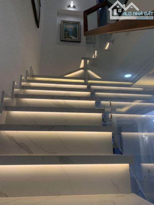 Nhà mới 5 tầng trung tâm. Xe 7 chỗ ngủ nhà tặng nội thất cao cấp - 4