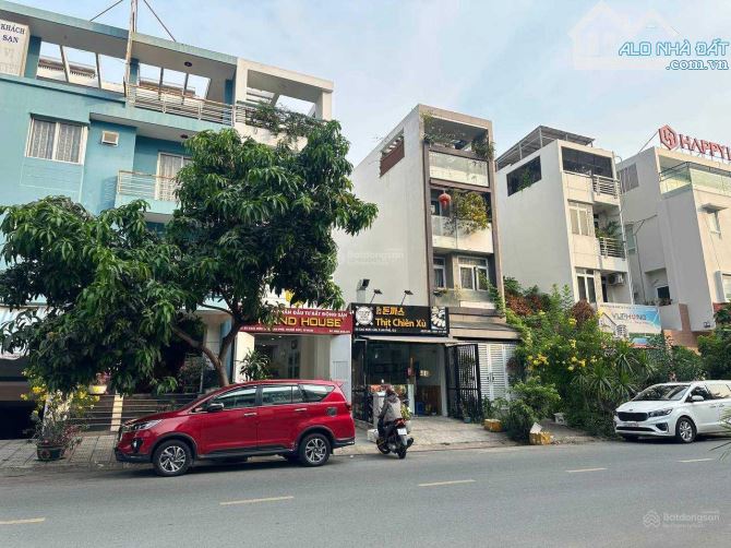 Bán đất 2 mặt tiền đường Cao Đức Lân 10 x 20 m (200m2) - An Phú - Q2