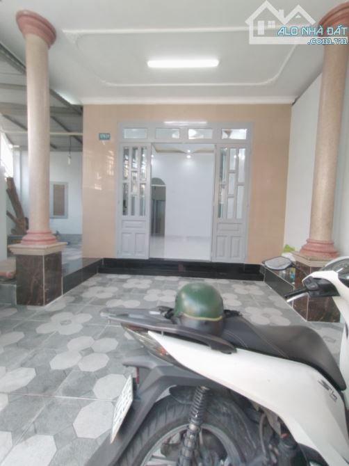 Bán nhà đẹp 110m2 P.An Bình, gần Trường THCS An Bình, chỉ 3ty6 TL