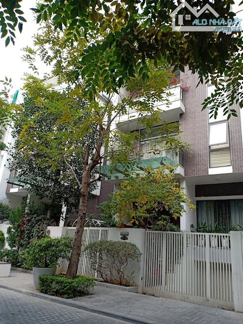 Cho thuê BT nhà vườn Imperia Garden Nguyễn Huy Tưởng thanh xuân 180m² x 5T