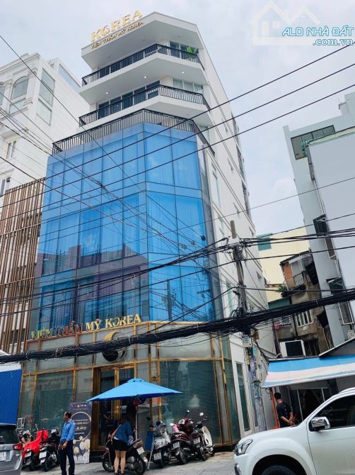 Ban nha MT, giá rẻ nhất, đường TRẦN XUÂN SOẠN. Q7. Dt: 10m x 50m. Giá 80 tỷ.