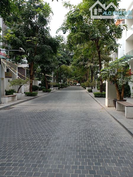 Cho thuê BT nhà vườn Imperia Garden Nguyễn Huy Tưởng thanh xuân 180m² x 5T - 1