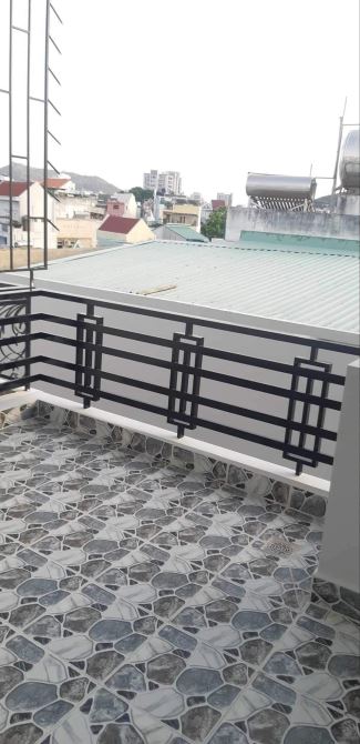 BÁN NHÀ 1 Trệt 1 Lửng 2 Lầu Hẻm Xe Hơi Phạm Hồng Thái, P7 VT - GIÁ 4.5 Tỷ TL - 2