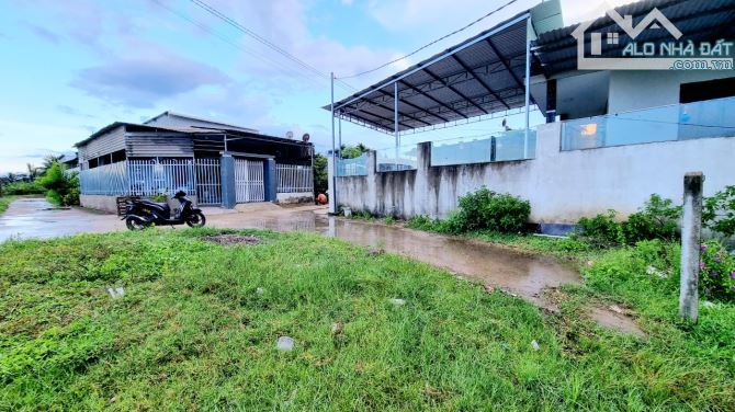 "Đất Diên Sơn- Diên Khánh cách đường Đồng Khởi khoảng 400m, cách đường Mỏ Đá 100m2.  660tr - 2