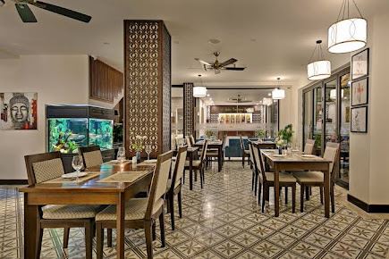 Cần bán Khách sạn Góc VIP Hồ Nghinh -Biển Mỹ Khê - Sơn Trà,240m-5 tầng - Giá 40 tỷ - 2