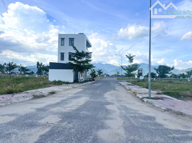 [ Khu Đô Thị Nam Sông Cái ] Lô Góc 2 mặt đường Ngô Gia Tự ( 16m ) & Trần Nguyên Hãn( 13m ) - 2