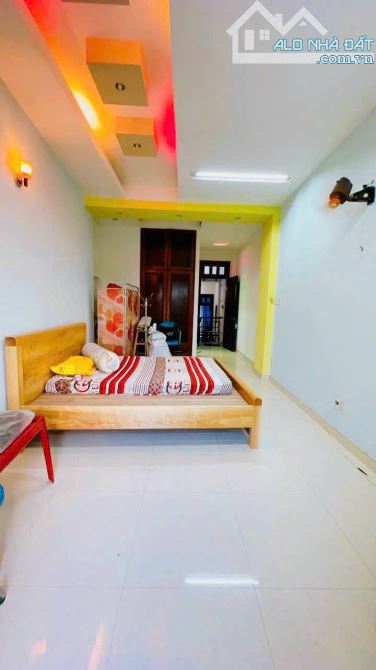 VĨNH HỘI - ĐOẠN ĐƯỜNG MỚI HOÀN THÀNH  ĐƯỜNG BỰ NHẤT QUẬN KHÔNG CÓ ĐỐI THỦ - 6
