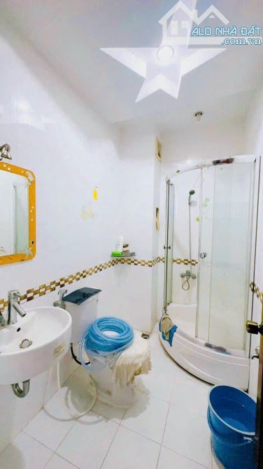 VĨNH HỘI - ĐOẠN ĐƯỜNG MỚI HOÀN THÀNH  ĐƯỜNG BỰ NHẤT QUẬN KHÔNG CÓ ĐỐI THỦ - 8