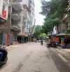 Bán nhà mặt phố Quận Long Biên gần trung tâm cầu chương dương dòng tiền ổn
