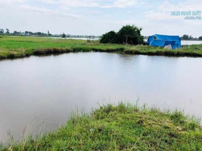 Cần bán lô đất 5579m2 đường nhựa view hồ Hàm liêm , Hàm Thuận Bắc , Bình Thuận