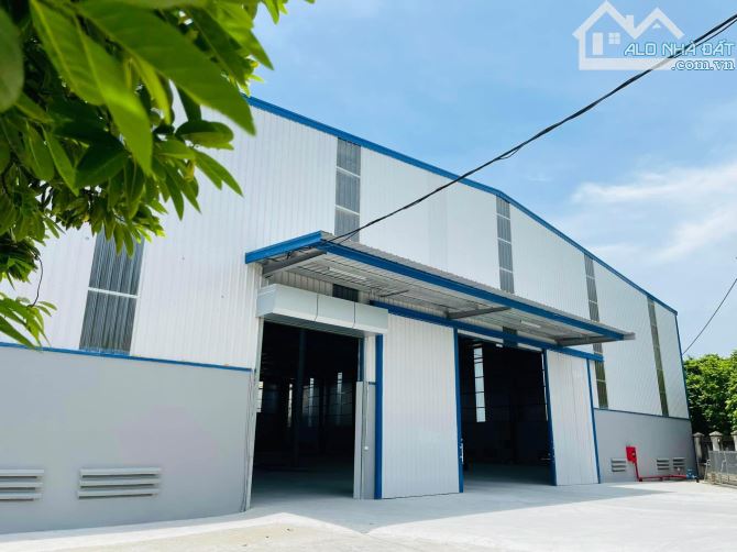 Cần cho thuê 3.200m2 trong KCN sài đồng xây mới - 1