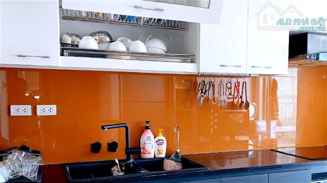 BÁN CC CAO CẤP ( 54 ) HẠ ĐÌNH Q THANH XUÂN DT: 105m2, 3PN, 1PK, 2VS, GIÁ: 5,85TY - 2