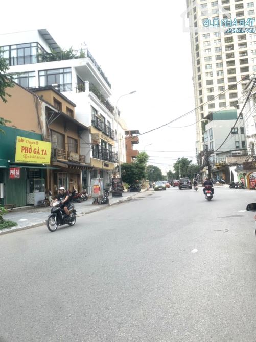 BÁN NHÀ MẶT PHỐ 58 TỶ 140m 4 TẦNG MẶT TIỀN 7.6m 2 VỈA HÈ 4 Ô TÔ TRÁNH KINH DOANH XUÂN DIỆU - 2