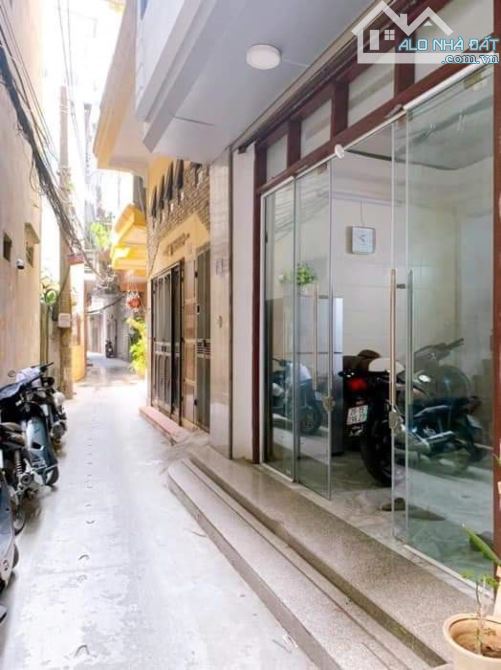 Vị trí đắc địa, kinh doanh, giá tốt nhất, sổ đỏ đẹp !