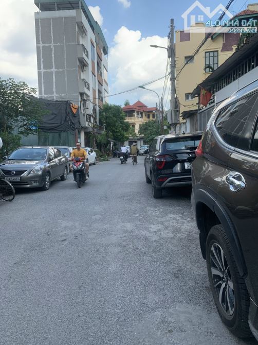 BÁN NHÀ SIÊU ĐẸP PHỐ ÁI MỘ 62M-4Tầng-5,2MT. 12,85 tỷ GARA Ô TÔ TRÁNH ĐỖ KINH DOANH VP