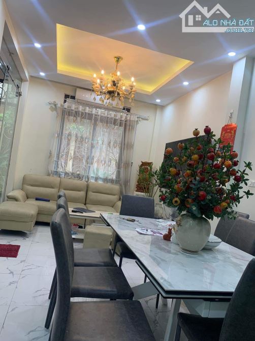 BÁN NHÀ SIÊU ĐẸP PHỐ ÁI MỘ 62M-4Tầng-5,2MT. 12,85 tỷ GARA Ô TÔ TRÁNH ĐỖ KINH DOANH VP - 1