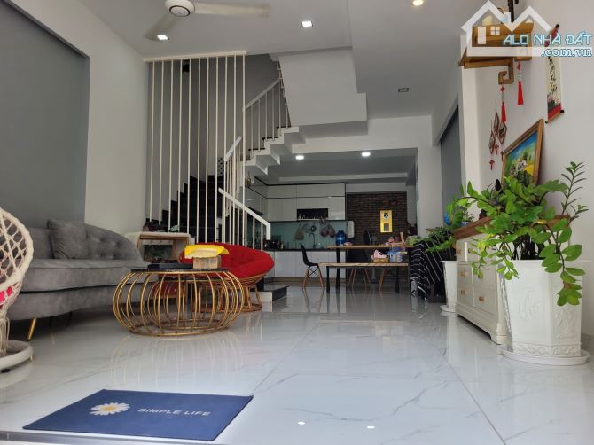 Nhà bán Hẻm xe hơi Nguyễn Văn Lượng Gò Vấp gần Lotte 4,5x13m, 4 tầng, 57m2, nhỉnh 7 tỷ