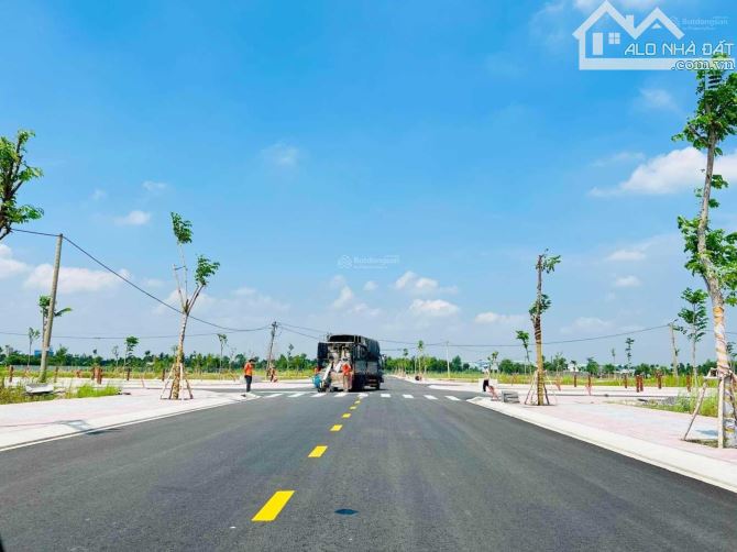 SỠ HỮU NỀN ĐẤT 100M2 FULL THỔ CƯ SỔ SẴN MT PHÙNG HƯNG CÁCH SB LONG THÀNH CHỈ 5KM 980TR - 2