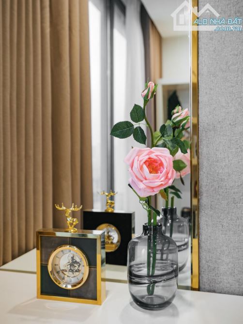 Hot! Cần bán căn hộ 2PN The Legend, 75m2, giá 6.5 tỷ, bao phí, ban công ĐN - 2