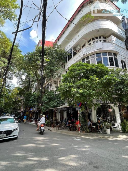 CỰC HIẾM - MẶT PHỐ TRÍCH SÀI - LÔ GÓC BA THOÁNG - VỈA HÈ 5M - Ô TÔ DỪNG ĐỖ - 30 tỷ