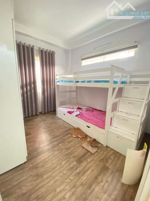 Bán nhà riêng Ngõ Gốc Đề. Hai Bà Trưng DT39m x 5T. MT5m. Giá 4.48 tỷ - 1