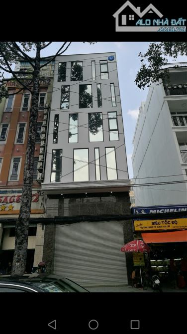 Cho thuê nhà đường Nguyễn Gia Trí P.25 Quận Bình Thạnh-5 tầng thang máy DT 8x20.Giá 85tr