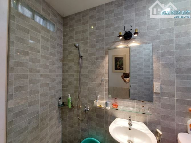 Chỉ 30tr/m2, nhà 2 mặt hẻm trước sau, ngay Chợ Cầu Quang Trung Tô Ký, CVPM Quang Trung - 11