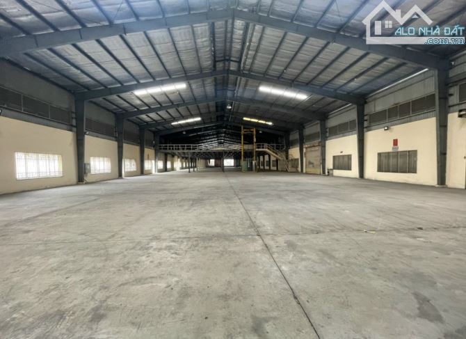 TTB. Cho thuê kho xưởng trong KCN Cát Lái Quận 2. DT: 1.720m2; 2.820m2 - 1