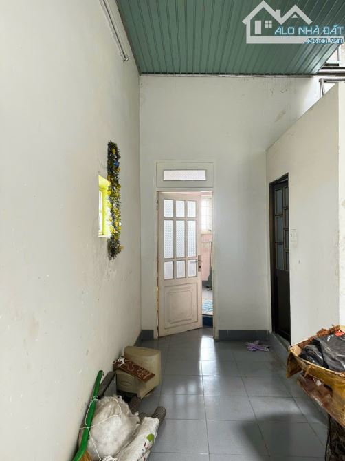 Nhà 3 lầu mặt tiền Lê Hồng Phong - giá chỉ còn 11tỷ8 - 4