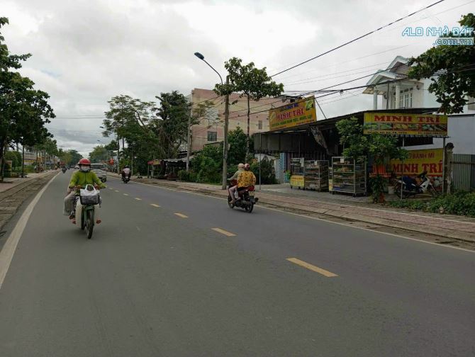 Cần bán đất mặt tiền đường quốc lộ 60 thuộc khóm 6 phường 8 TP Trà Vinh