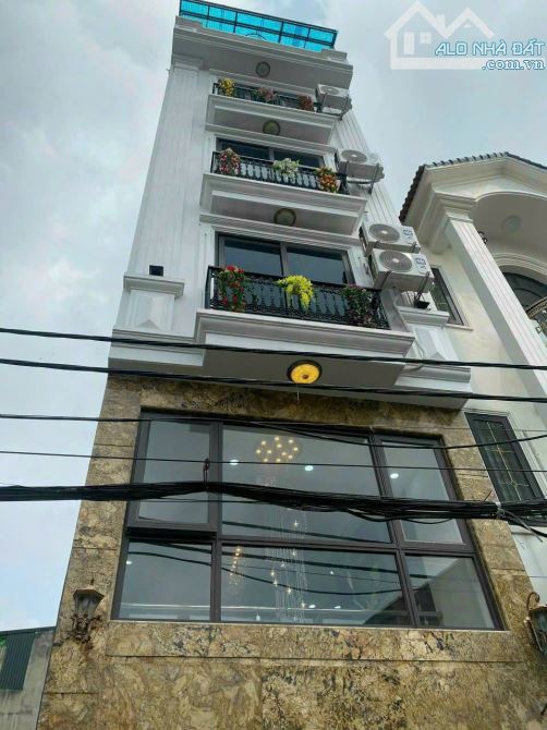 Bán nhà Long Biên phố Sài Đồng 50m2 6 tầng, Có Gara Ô tô, Thang Máy đường rộng 6m 7,25 tỷ