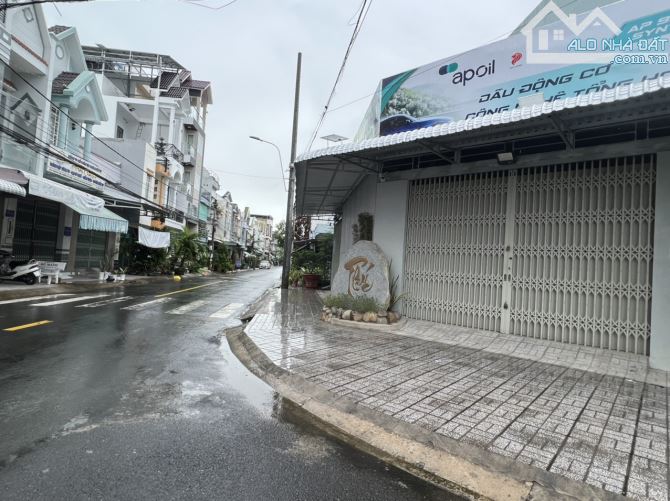 Bán Nhà Góc đường Nguyễn Tất Thành, Mỹ Phước TP Long Xuyên An Giang