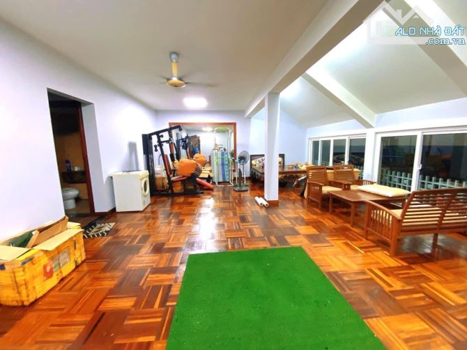 BIỆT THỰ VIP VƯỜN ĐÀO, VIEW VƯỜN HOA, FULL NỘI THẤT, HẦM ĐỂ ÔTÔ. 203m2 - MT13m Giá 86Tỷ. - 1