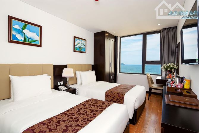 Bán khách sạn tiêu chuẩn 3 sao 12 tầng - 56Phòng - Hồ bơi - khu An Thượng, Cách biển 100m - 1