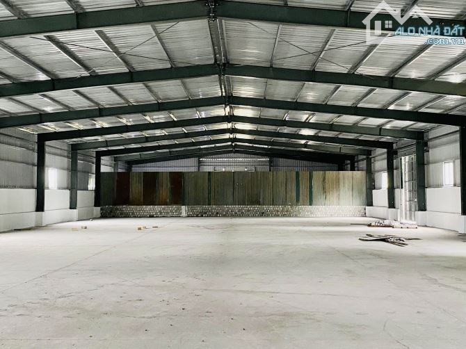 Cần cho thuê 2000m2 mặt đường Ql3 Dục Tú - 2