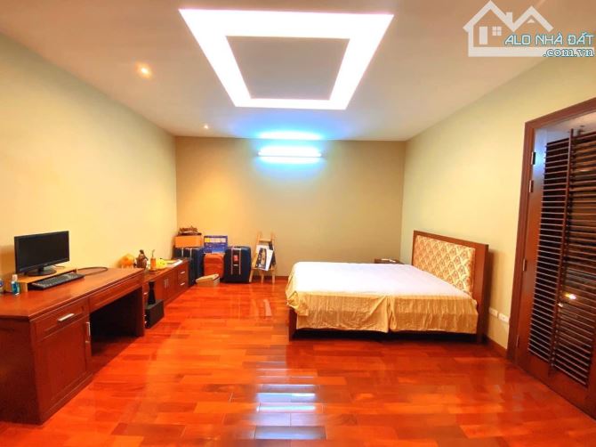 BIỆT THỰ VIP VƯỜN ĐÀO, VIEW VƯỜN HOA, FULL NỘI THẤT, HẦM ĐỂ ÔTÔ. 203m2 - MT13m Giá 86Tỷ. - 6