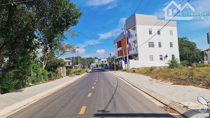BÁN ĐẤT THỊ TRẤN LONG ĐIỀN BÀ RỊA VŨNG TÀU DIỆN TÍCH 108m đường nhựa 25m - 1