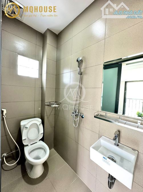 Tòa Nhà CHDV Cộng Hòa. 6x16m Hầm 6 tầng,TM gồm 23 PN full nội thất (1.7 tỷ/năm)  19,5 tỷ - 1