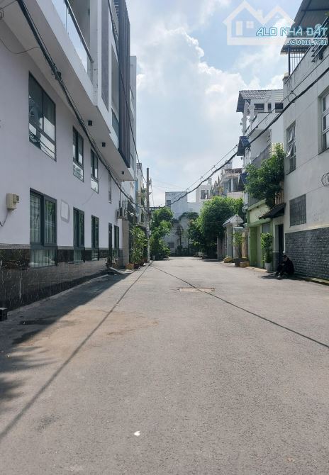 4.2x15M XE HƠI 7C ĐỖ CỬA NHÀ HÀNG XÓM CITYLAND CHỈ NHỈNH 05 TỶ TÍ XÍU TL - 1