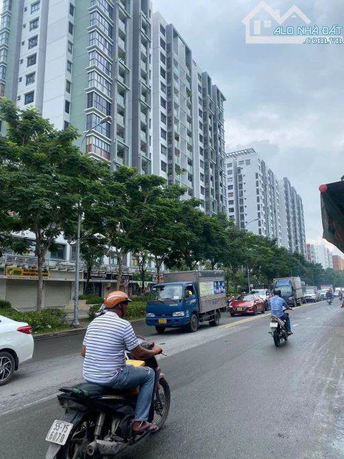 Nhà kế EAON TÂN PHÚ 4x19m hẻm 1 sẹc thông 3.65 tỷ - 2