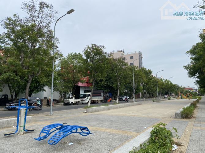 Chủ kẹt tiền bán lô góc 2 mặt tiền 203m2(8x26m) Yên Thế-Bắc Sơn và Hòa An 6 giá tốt - 4